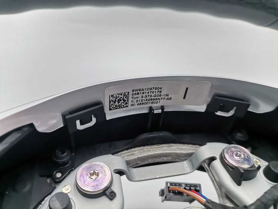 Нов M Power волан G05 BMW G30 G31 G06 G15 G01 X5 X6 G07 Вибрация Пера