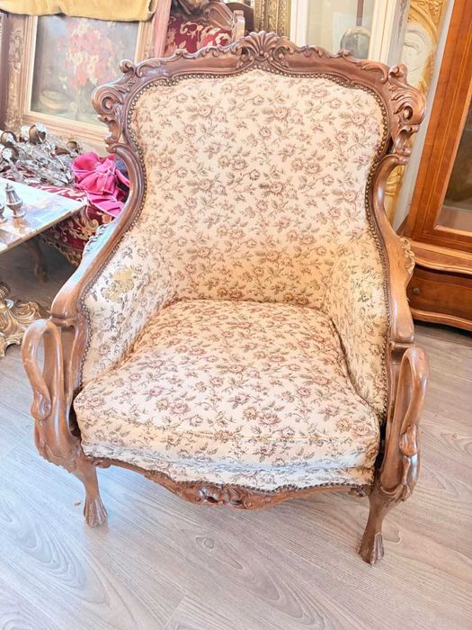 pereche de fotolii din lemn