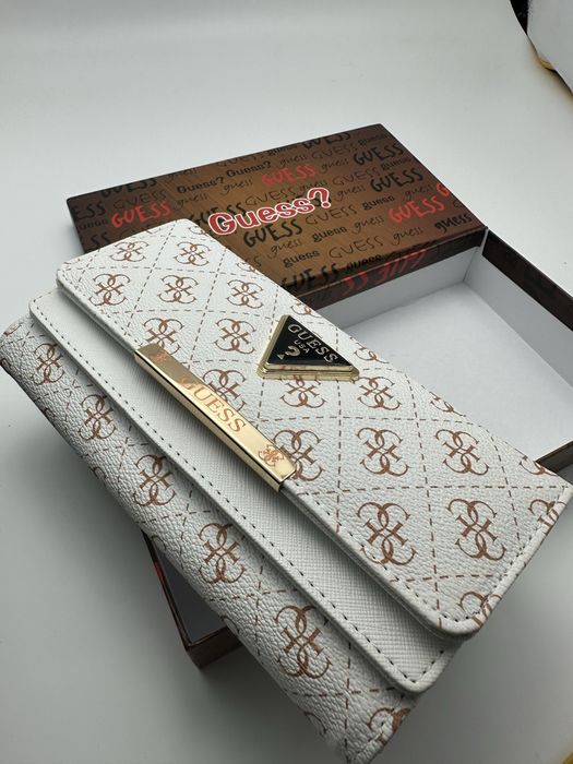 Portofel Guess dama