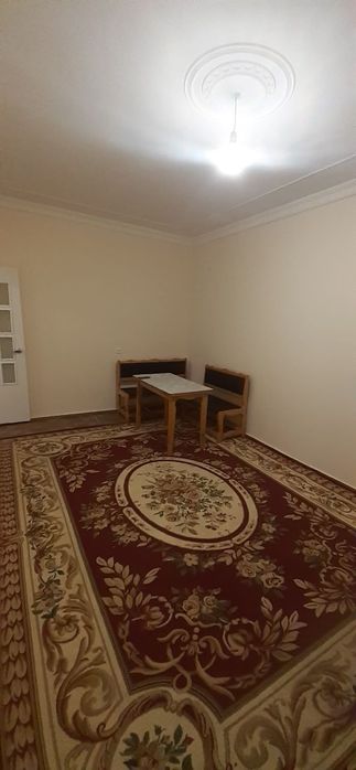 Срочно 2 хонали квартира сотилади