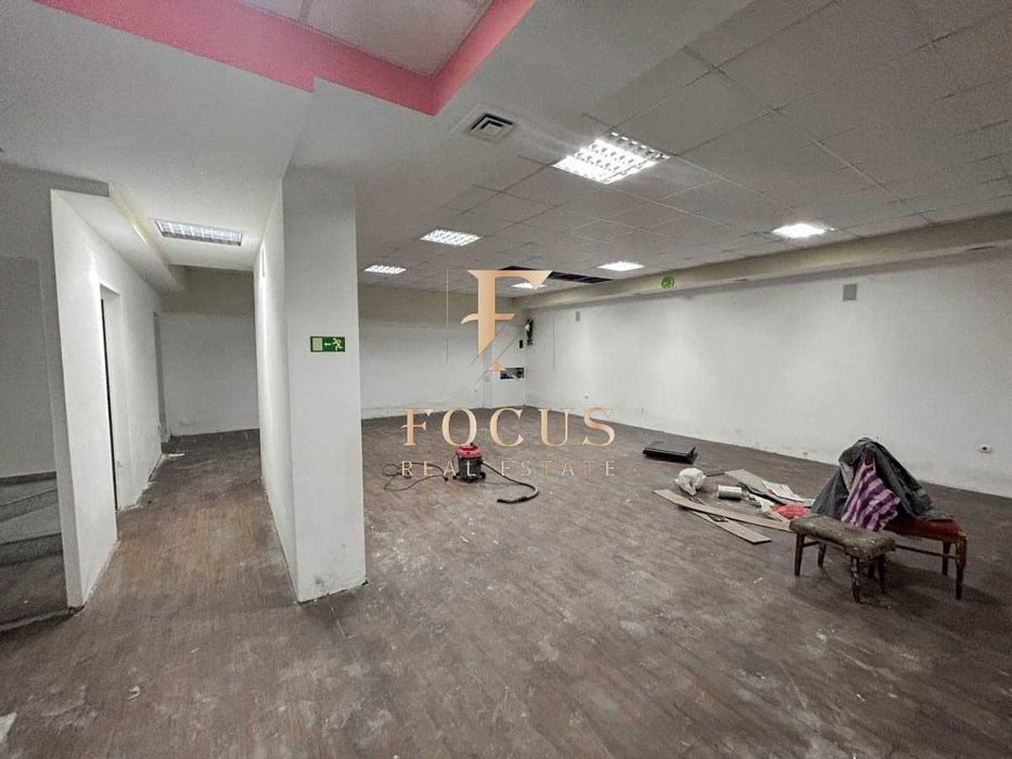 Продава се Магазин в Пловдив, Център - 398 кв.м за 596 €/кв.м - Снимка #3