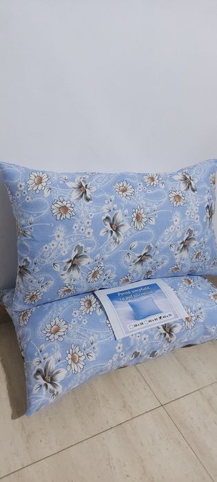 Set 2 perne 40x70 cm – Noi cu etichetă | Moi, pufoase | Livrare OLX