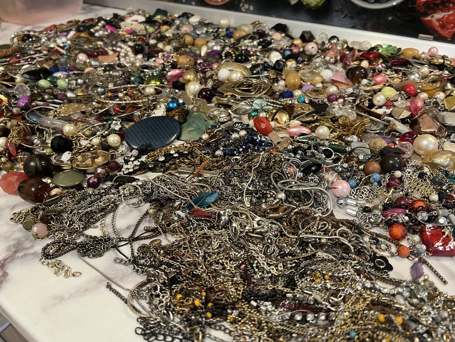 Bijuterii gablonturi accesorii