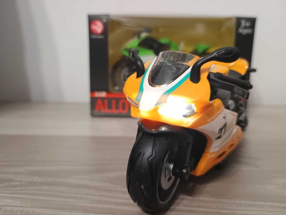 Motocicleta  de jucarie