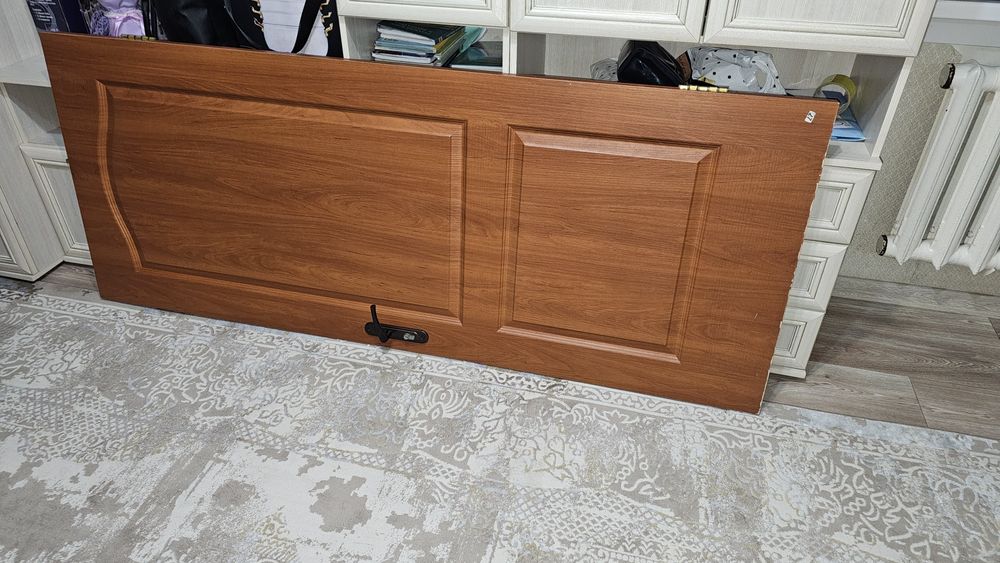 Продам входные дверь