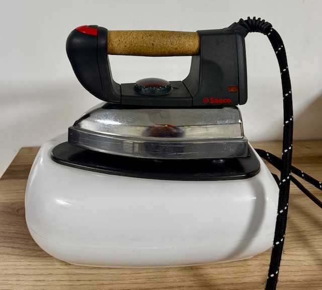 Statie de calcat - fier calcat Saeco Easy