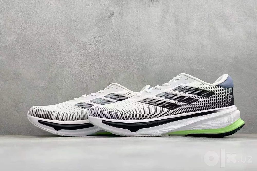 Кроссовки Adidas