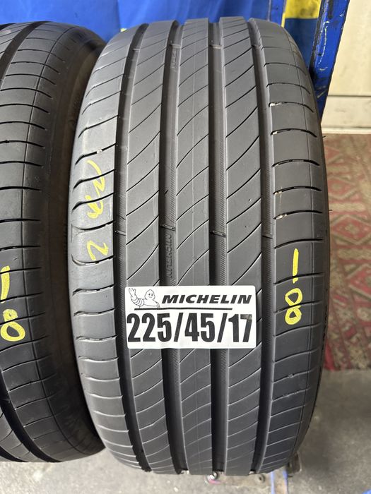 225/45/17 Michelin