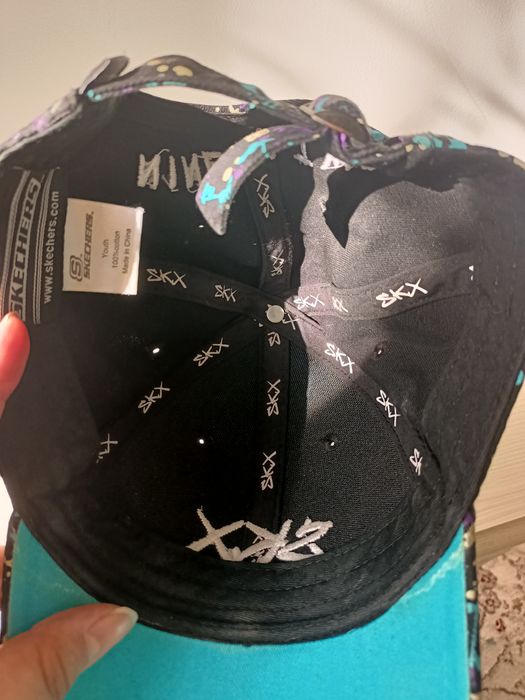 Продам кепку скетчерс