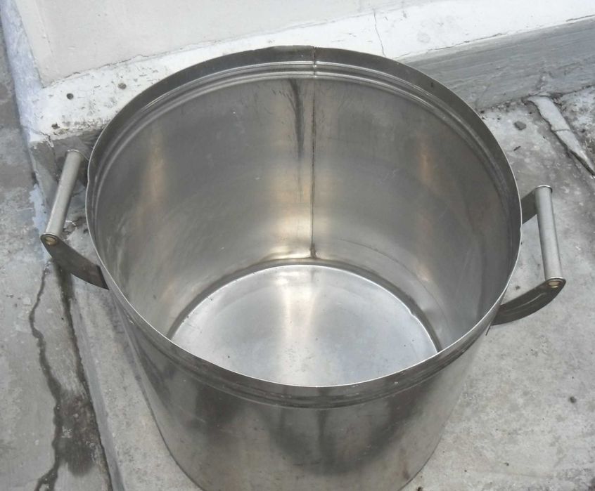 продается нержавеющая кастрюля