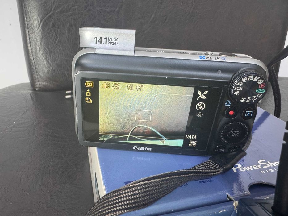 Canon PowerShot SX210 IS