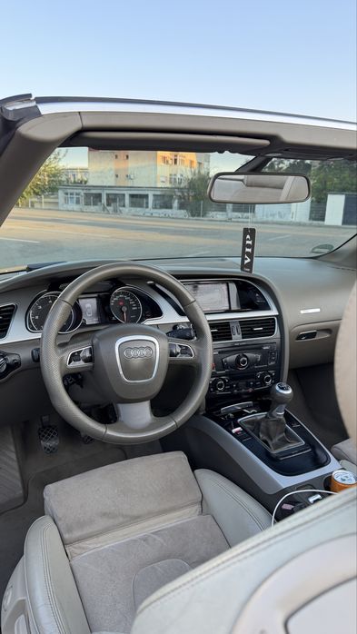 Audi A5 - Cabrio - 2.0TDI - 2010