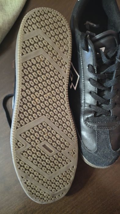 Маратонки Лото 777