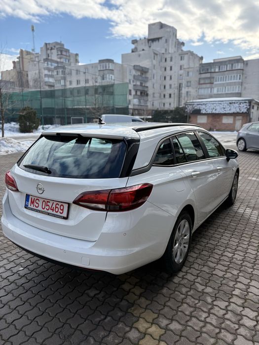 Vand Opel Astra K din 2019 AUTOMATA !!!