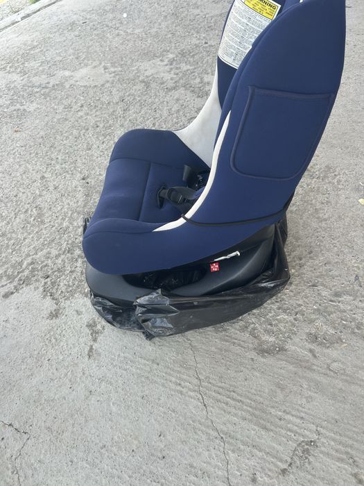 Scaun auto bleumarin