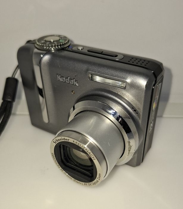 Kodak EasyShare Z1275 дигитален фотоапарат