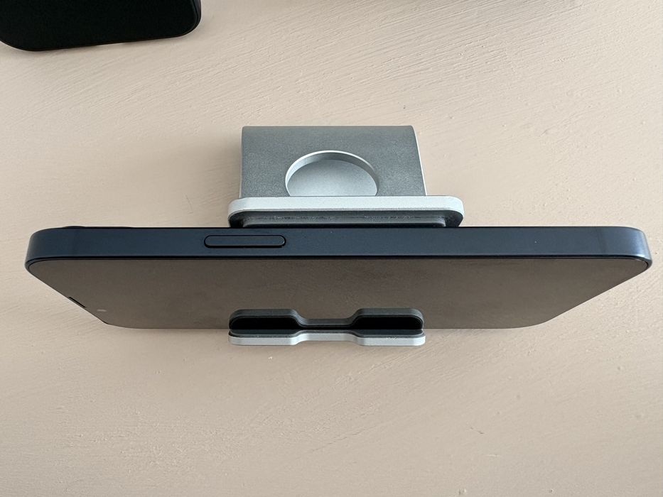 Apple iPhone 13 - 128GB, Midnight Black