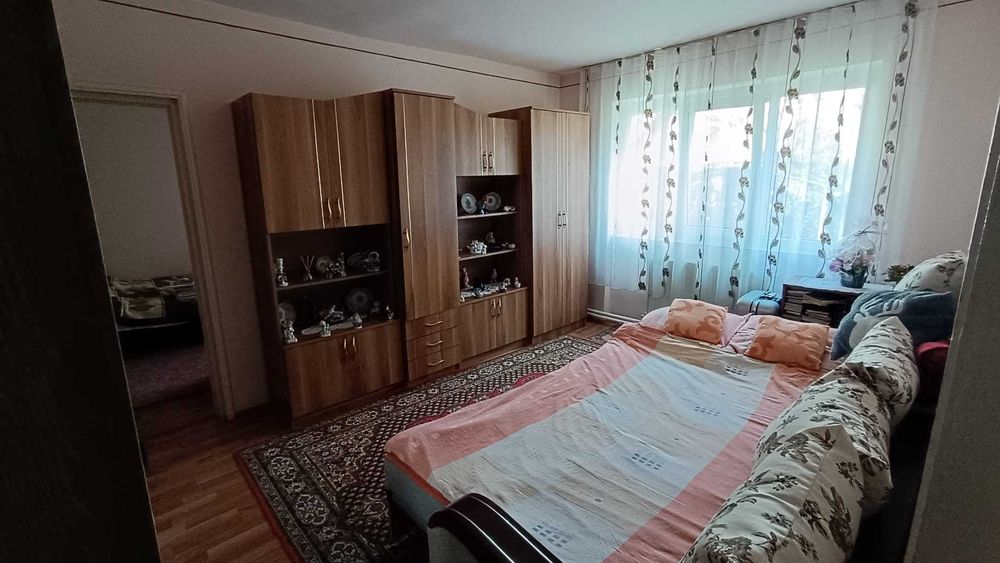 Vând apartament 2 camere