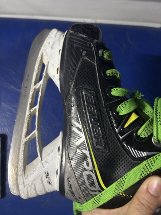 Продается коньки