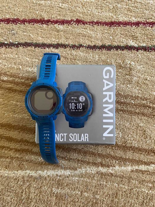 Часы Garmin Instinct Solar