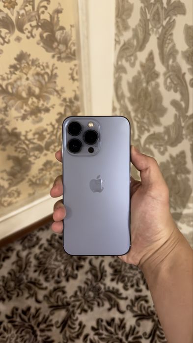 Iphone 13 pro blue