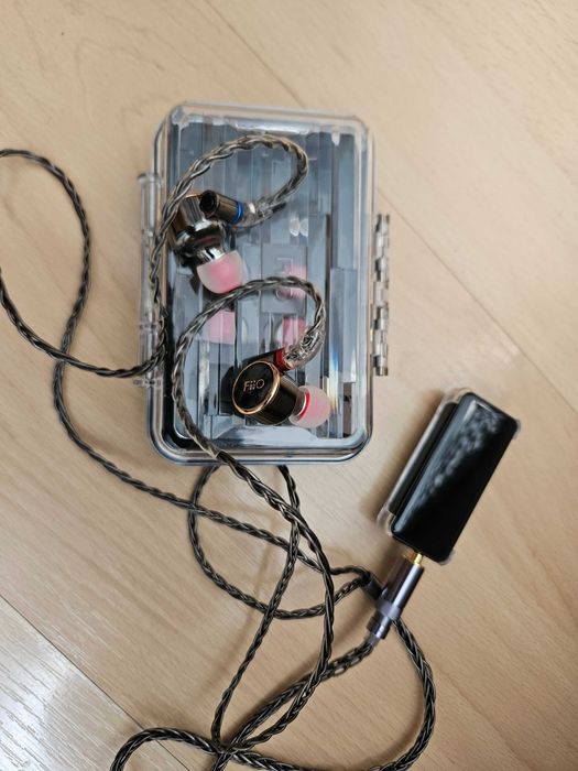 Casti Fiio FD3 PRO + amplificator Fiio BTR3K