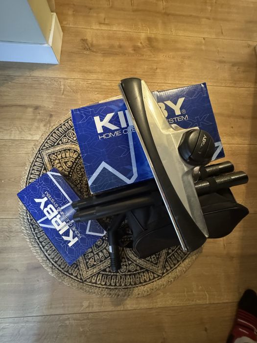 Aspirator Kirby - ca nou, folosit de cateva ori