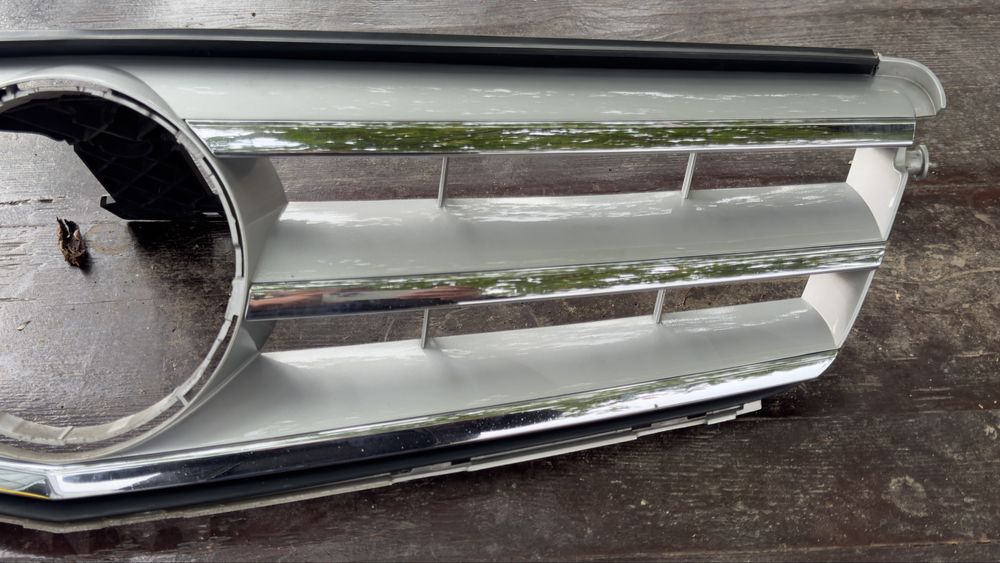 Mercedes W204 Оригинална решетка mecedes c class w204