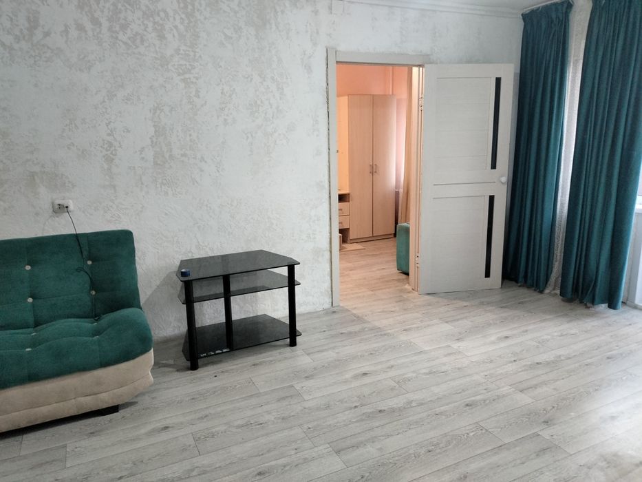 Сдаю 2комнатную квартиру