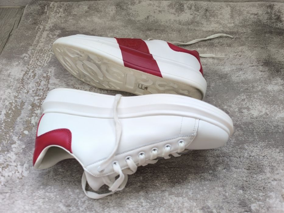 Adidasi Guess / Nike Piele