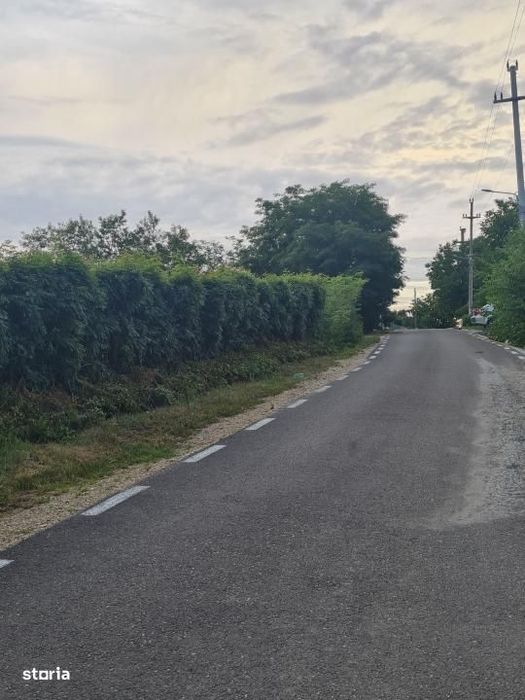 Casa Spatioasa 7 Camere / Teren 2000 mp /  Zona Peris