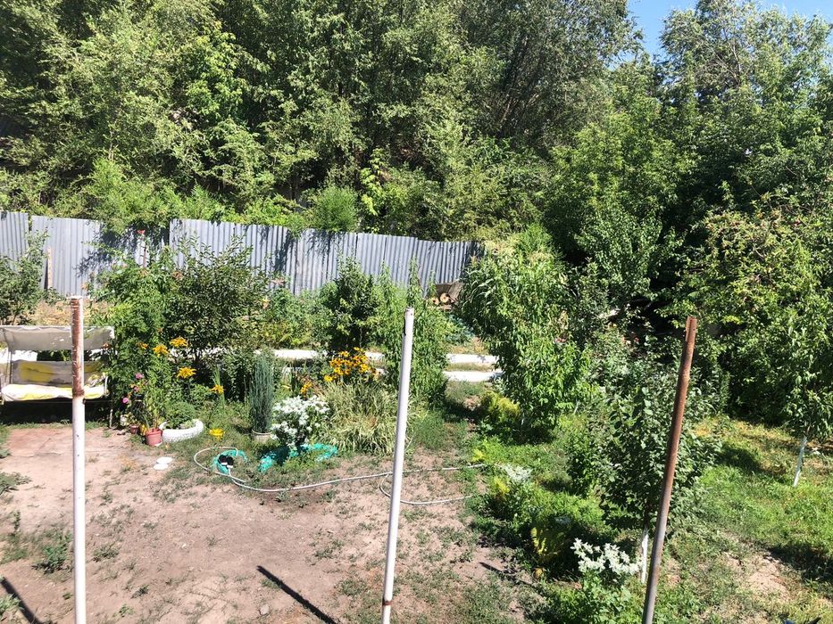 Продам  2 дома на одном участке