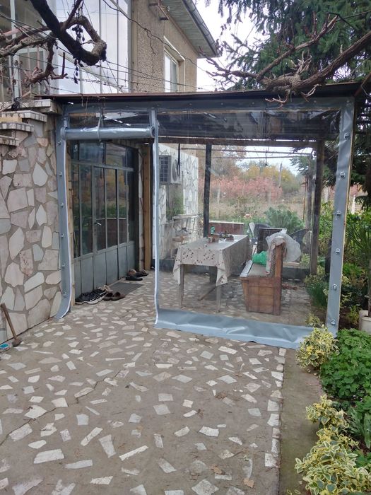 Ветроупорни Завеси - заветряне на мотокари, врати с ресни