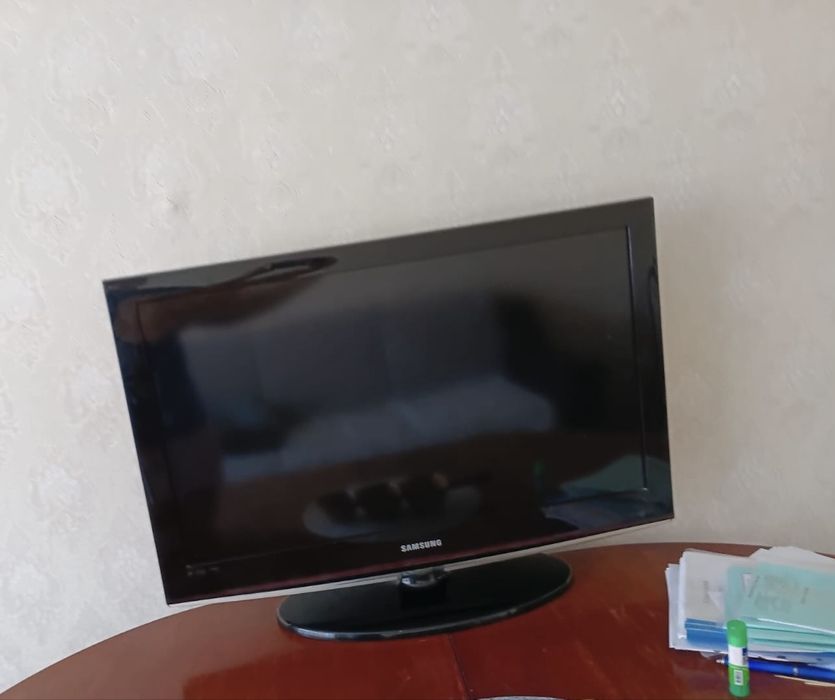 Телевизор Samsung
