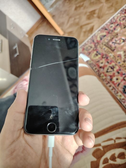 Продам iPhone 6s 128gb