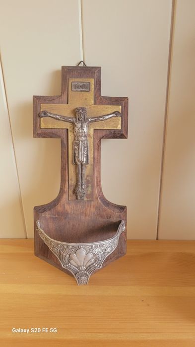 Стари декоративни редки кръстове, разпятието