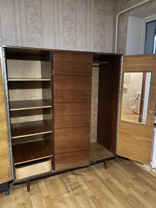 Шкаф. Отдам бесплатно