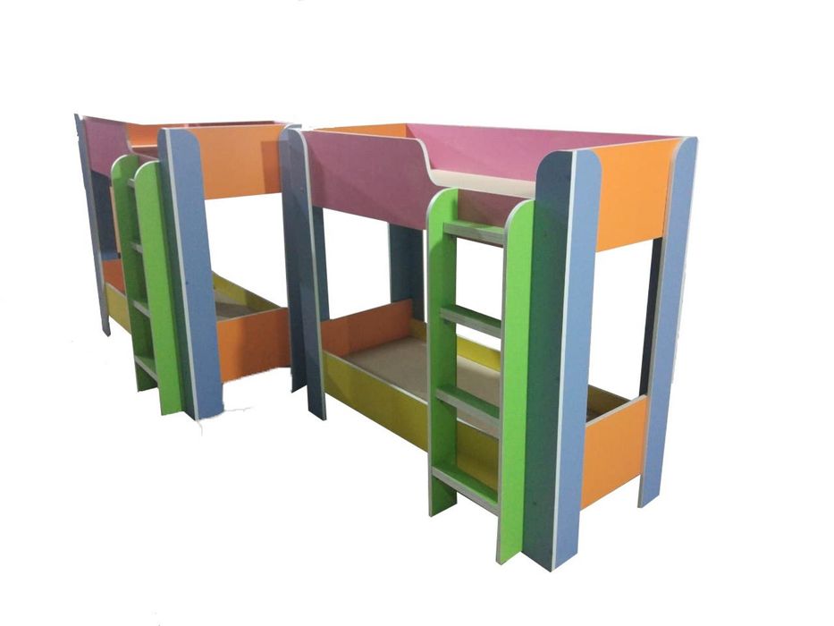 Крлвать детская 3 этажная