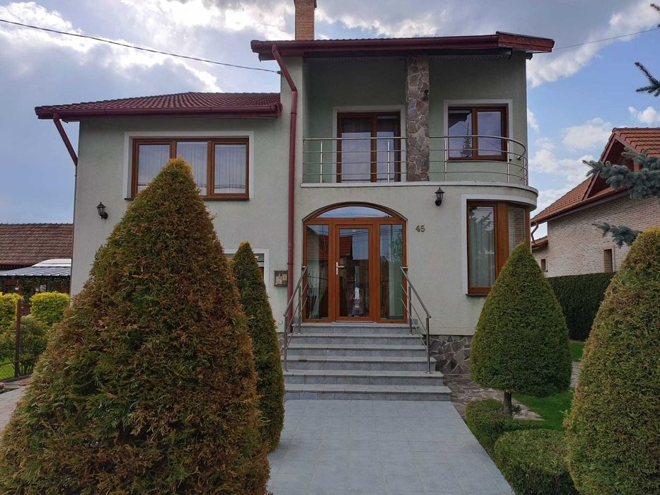 Casa de vanzare zona rezidentiala
