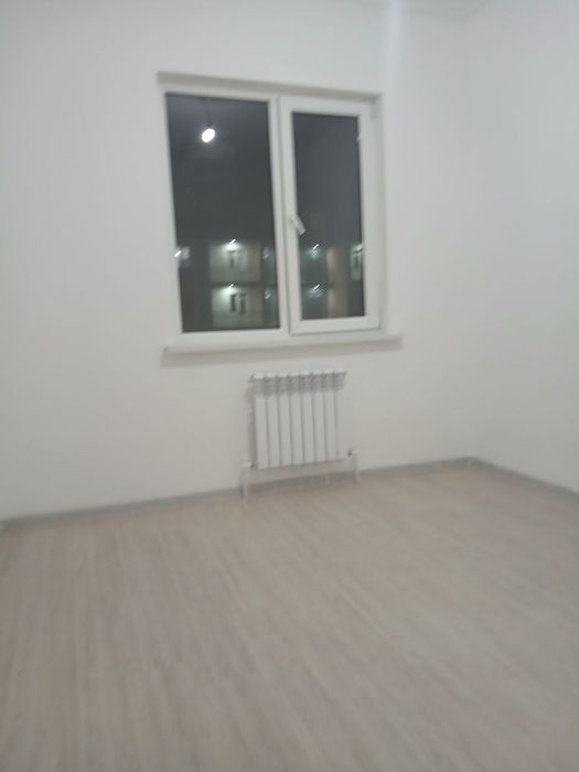 Срочна сотилади Яшнобод Олмос махалла 3/16/16. 70m²