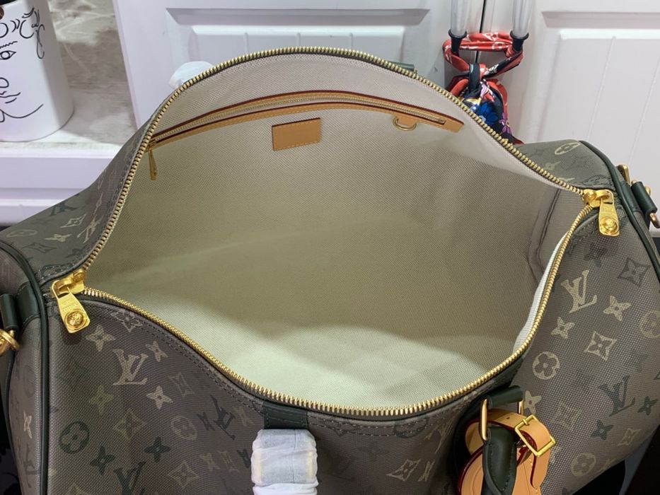 сак Louis Vuitton