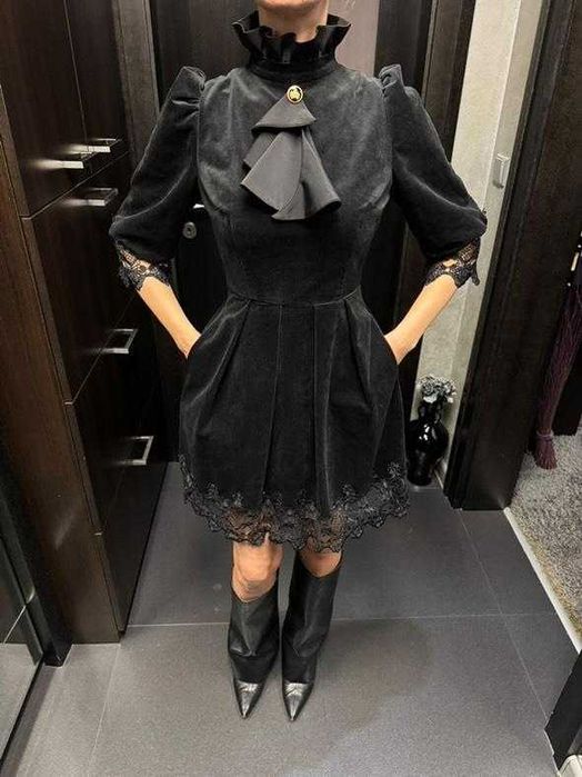 Дамска кадифена рокля