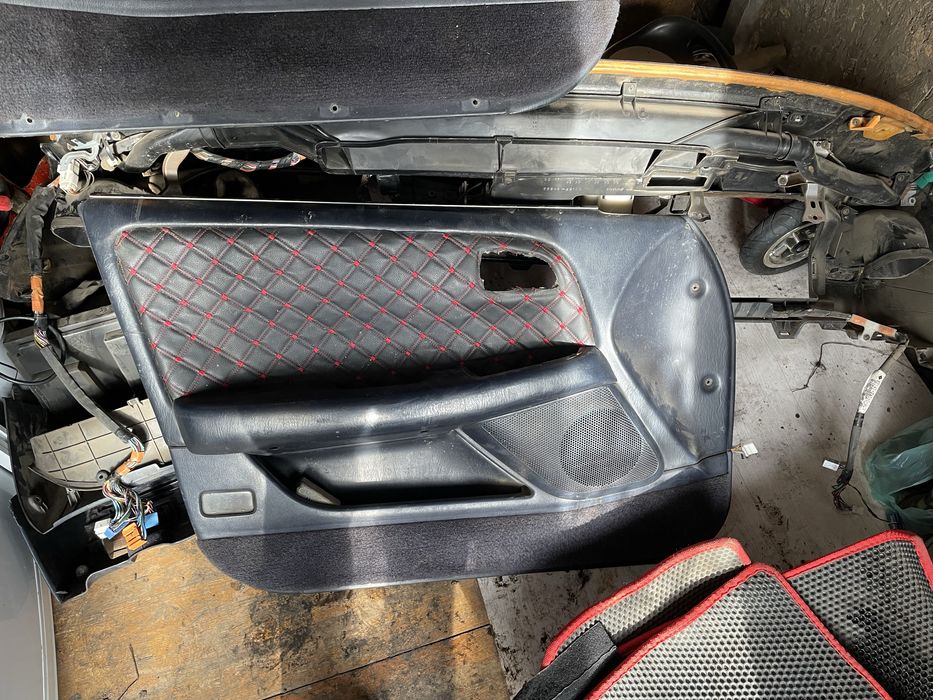 Toyota cresta в разбор полностю