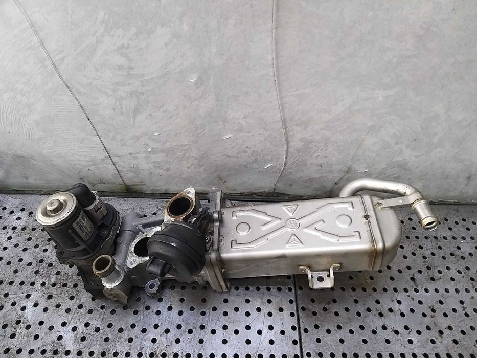 Racitor gaze cu egr 1.6 tdi vw golf 6 5k 03l131512at 11725504 0280751012