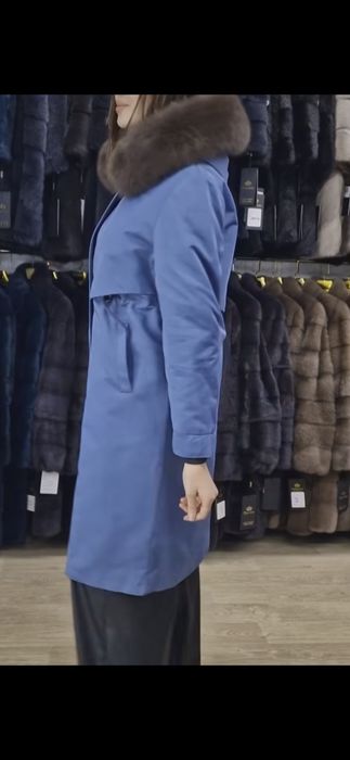 Продам парку капюшон натуралка