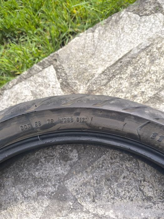Гуми за мотор 110/80 R19 и 150/70R17