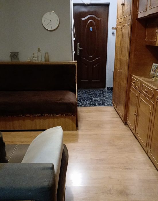 Garsoniera de vanzare