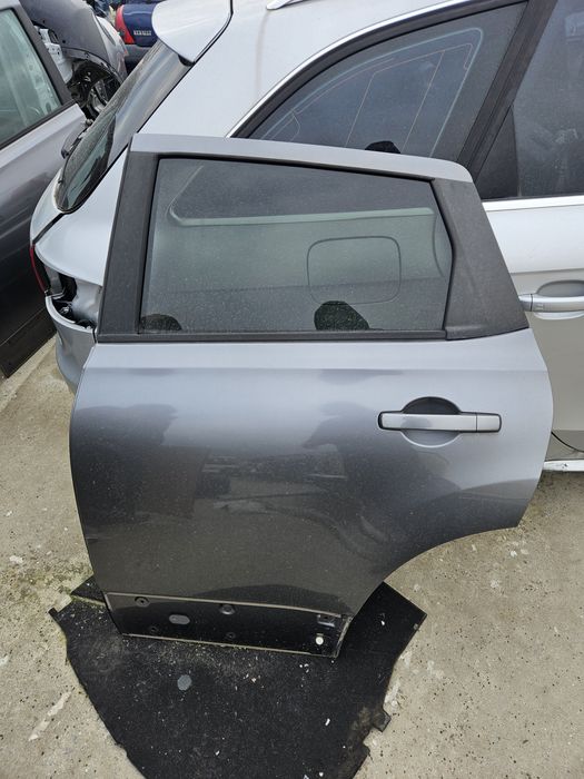 Лява задна врата за Nissan Qashkai 2011