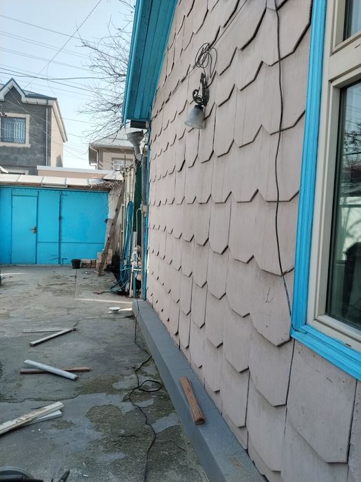 Продам земельный участок в Спутнике. Дом деревянный. Старинкий.