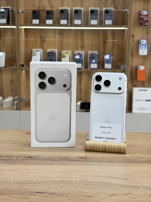 iPhone 17 Pro 256 gb 96% | iStatus Store